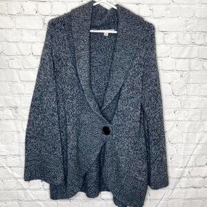 Carolyn Taylor large chunky knit sweater one button